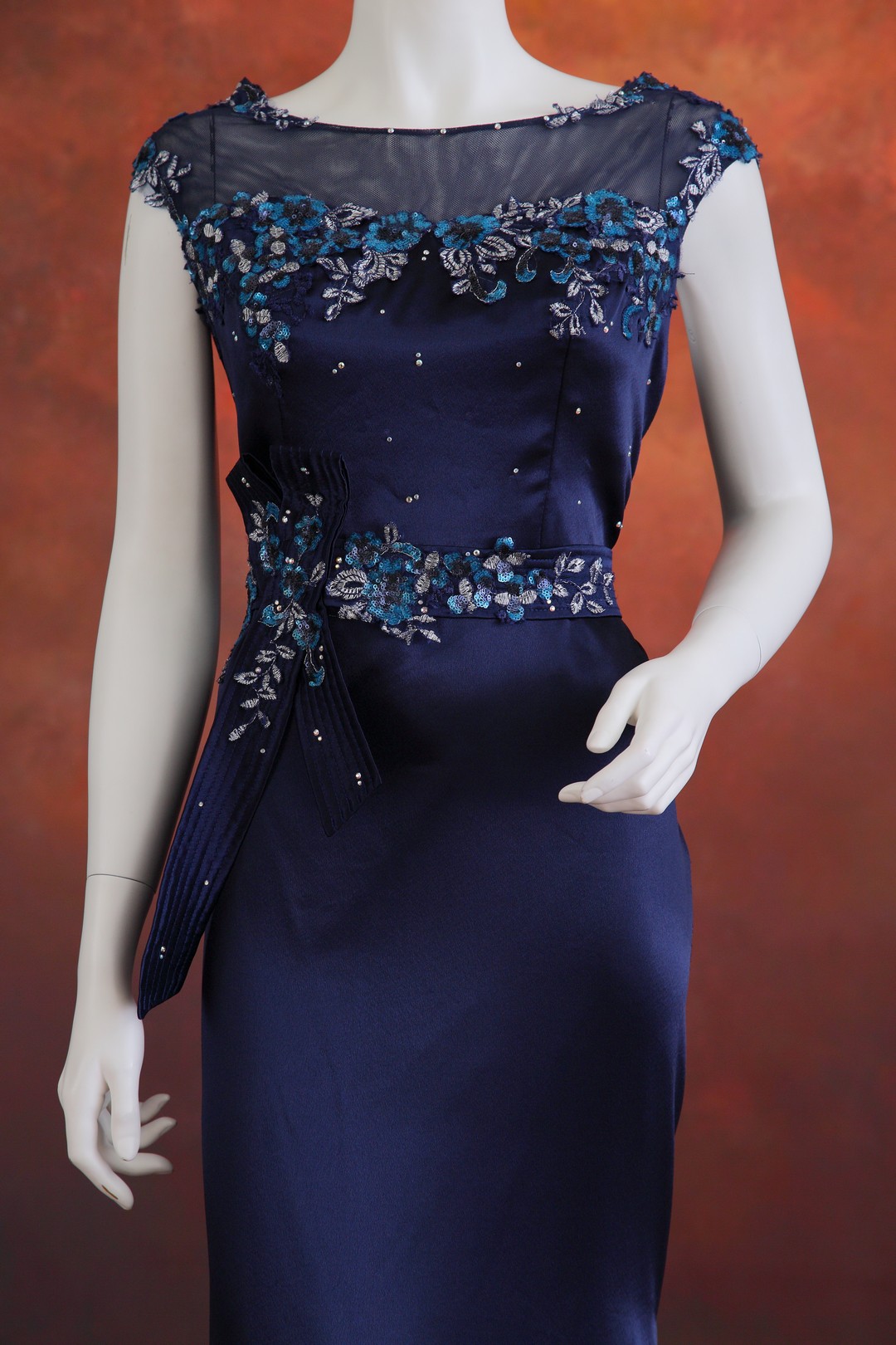 媽媽禮服,媽媽服,媽媽禮服出租,媽媽禮服推薦,媽媽禮服價格,媽媽服租借,媽媽服裝